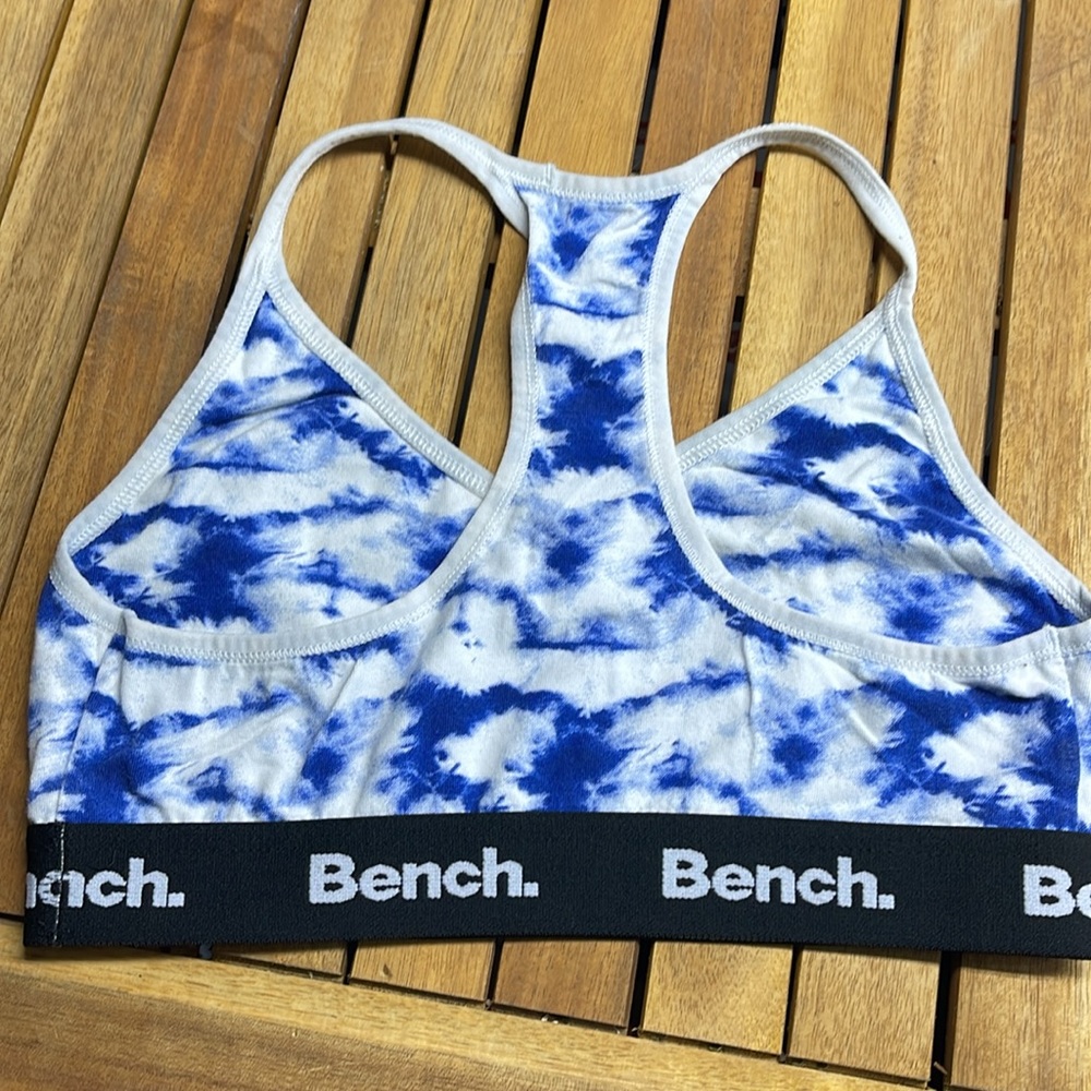 Bench sports bra - Picture 3 of 3